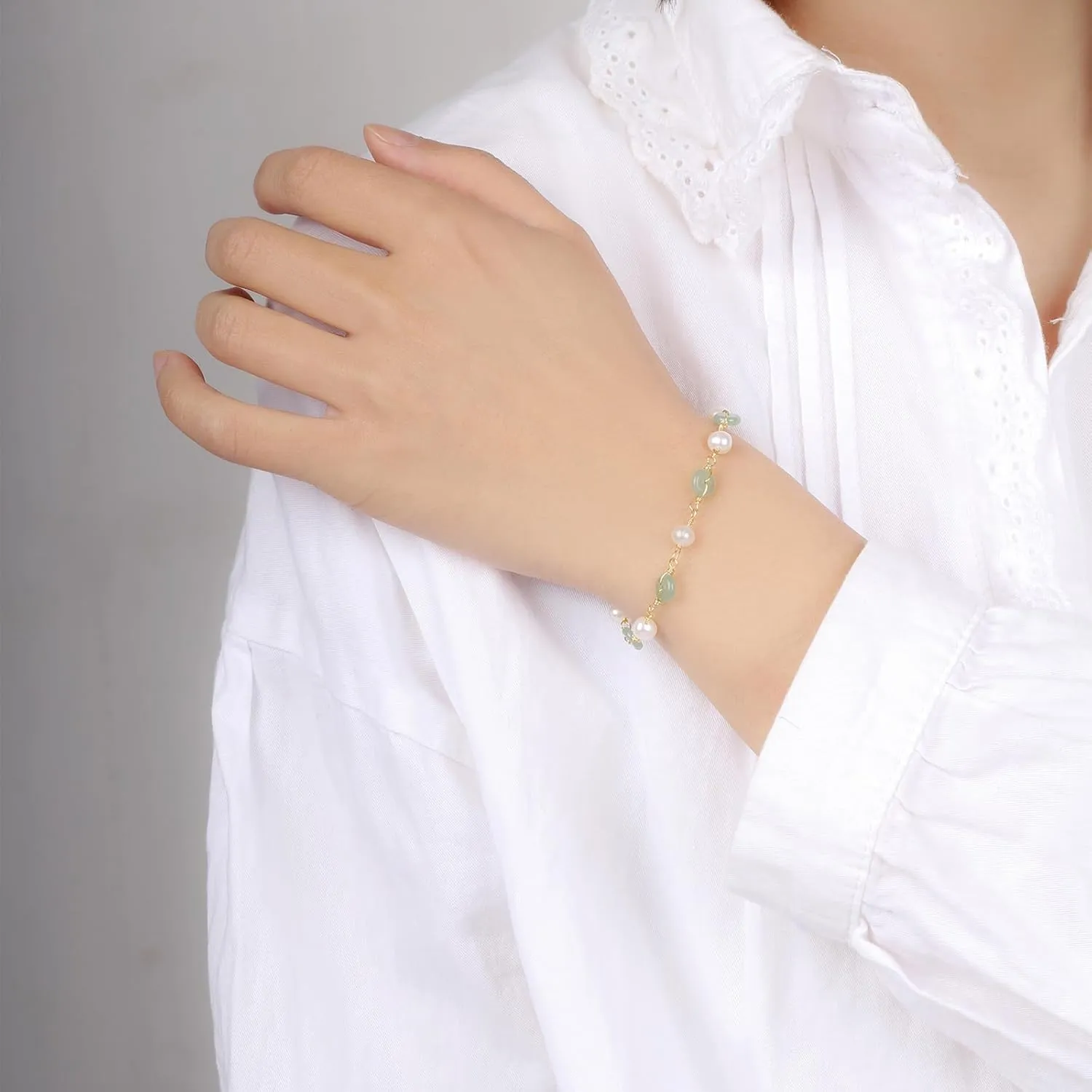 14K Gold Plated Natural Jade & Pearls Bracelets for Women, Natural Freshwater Pearls Jade Bracelets for Women, Lucky Green Jade Jewelry Chain for Mom Lover Her (14K Gold Plated)