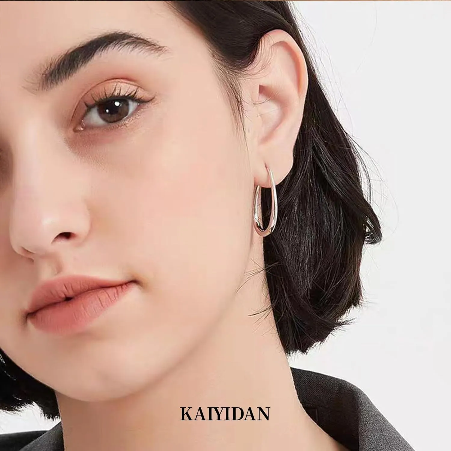 2 Pairs Gold/Silver Hoop Earrings For Women Set Trendy,14K Plated Gold Chunky Huggie Hoop Earings Pack,Oval Twisted Statement Silver Hoops,Fashion Jewelry Gift