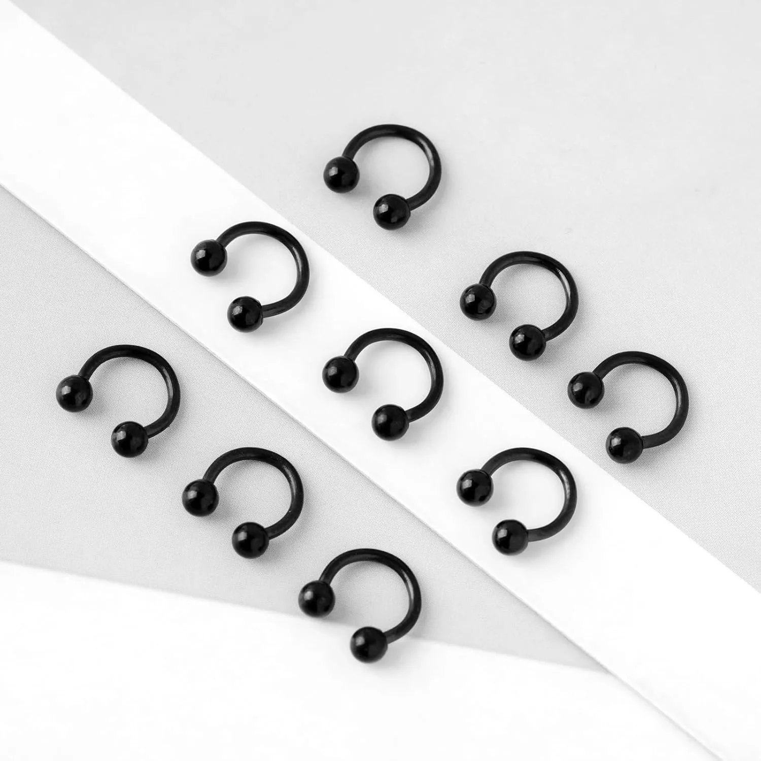 2PCS Silvery 16G 1.2mm Titanium Steel Surgical Steel Septum Piercing Stainless Steel Horseshoe Septum Nose Rings U-shaped Nose Lip Piercing Septum Jewelry for Women 6mm