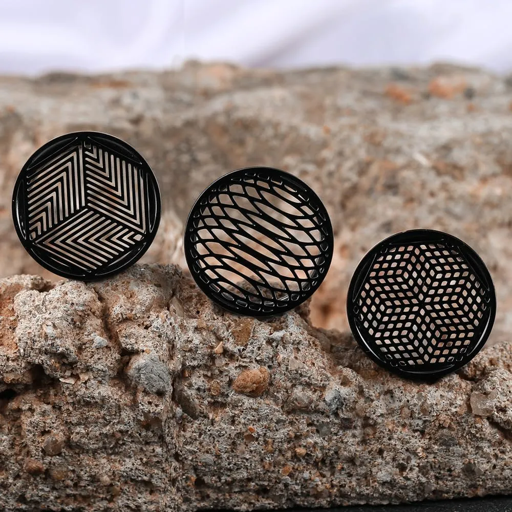 3 Pairs Black gauges plane geometry pattern Ear Tunnels Plugs 316 Stainless Steel Ear Weight Plugs Hypoallergenic expander Piercing Body Jewelry