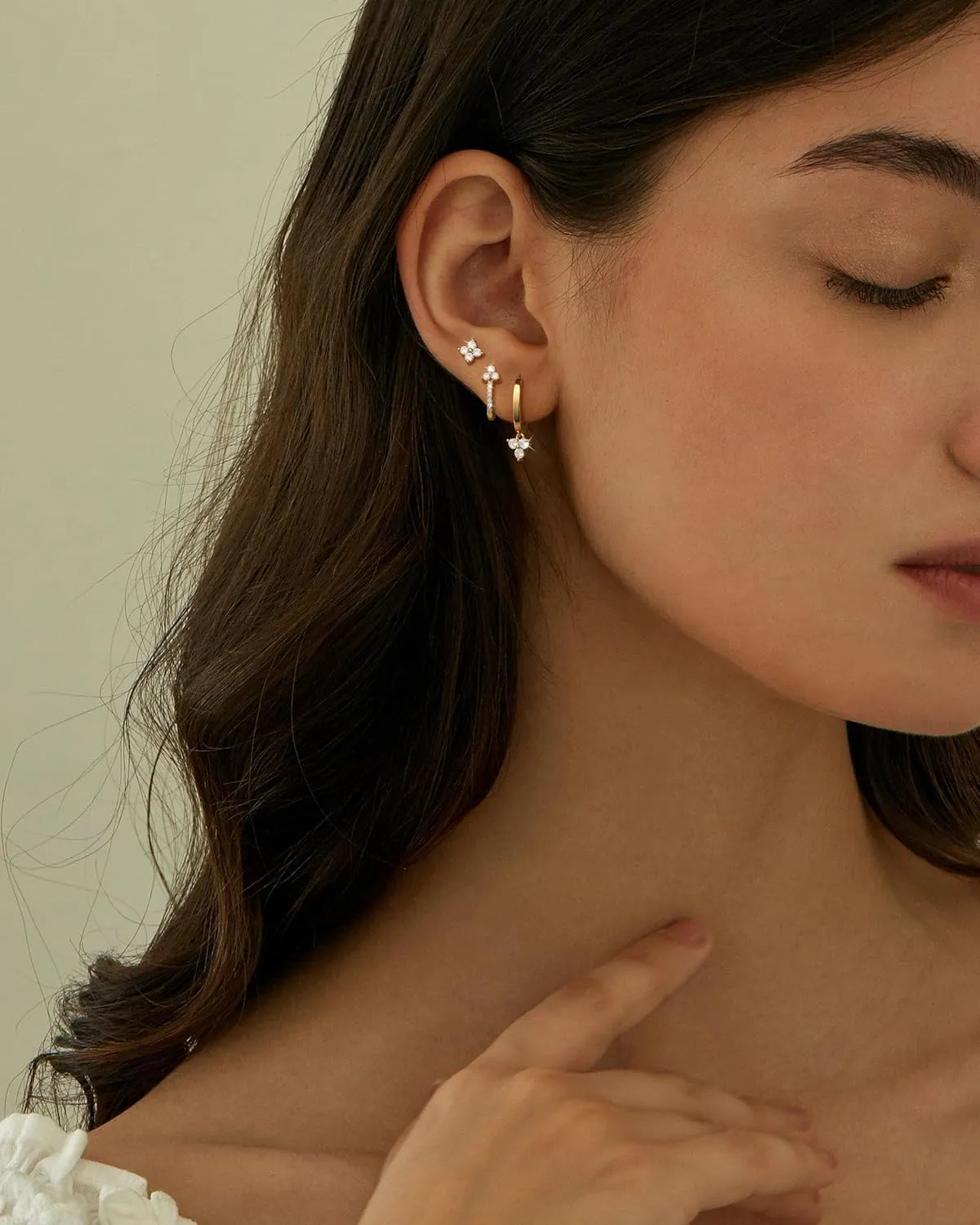 3 Pairs Gold Hoop Earrings Set for Women Dainty Stud Earrings Trendy Small 14K Gold Plated Hypoallergenic Dangle Earrings Cartilage Huggie Hoop Earrings Gold Jewelry for Women Gifts
