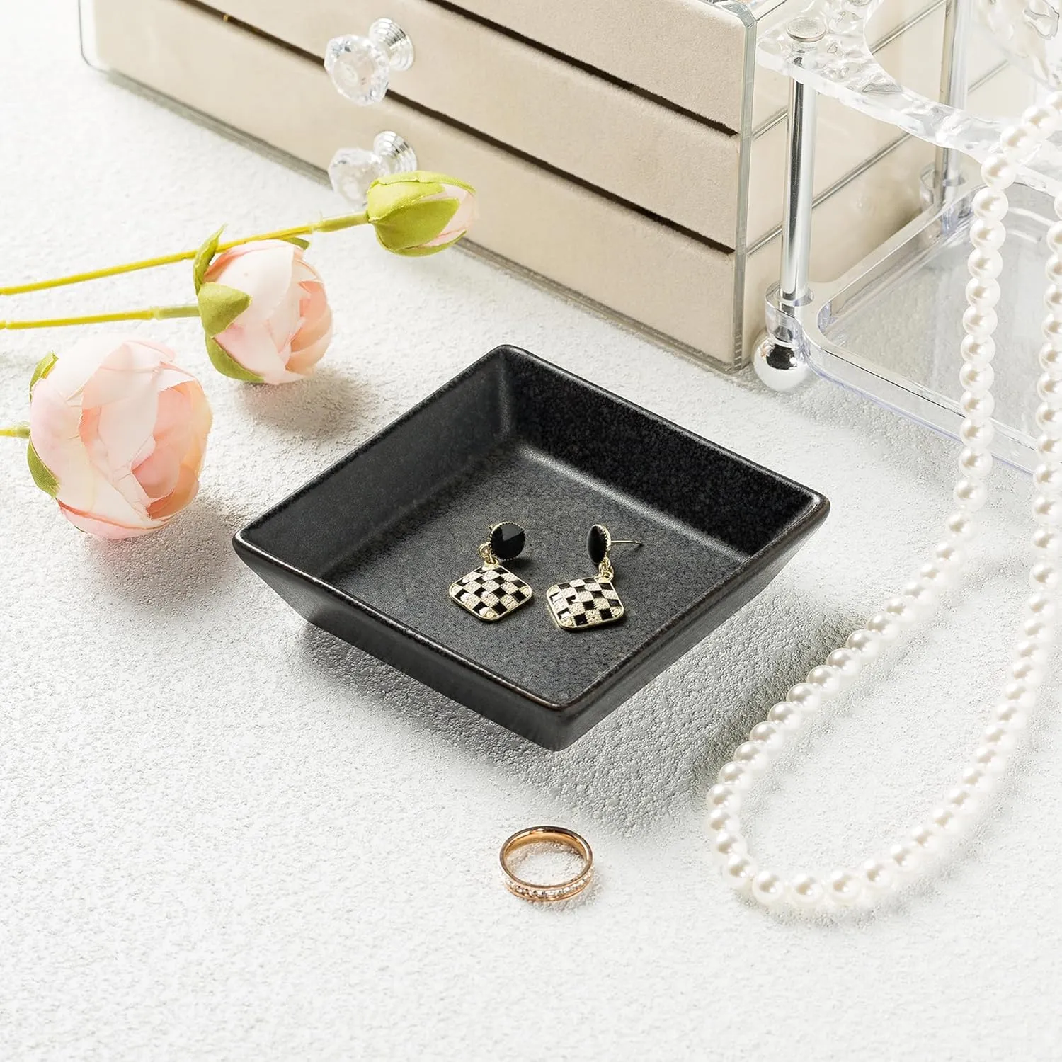 Ceramic Ring Dish, Jewelry Dish Holder, Small Trinket Tray Plate for Earrings Rings Necklaces Keys, for Mom Friend Sister (Black Surface)