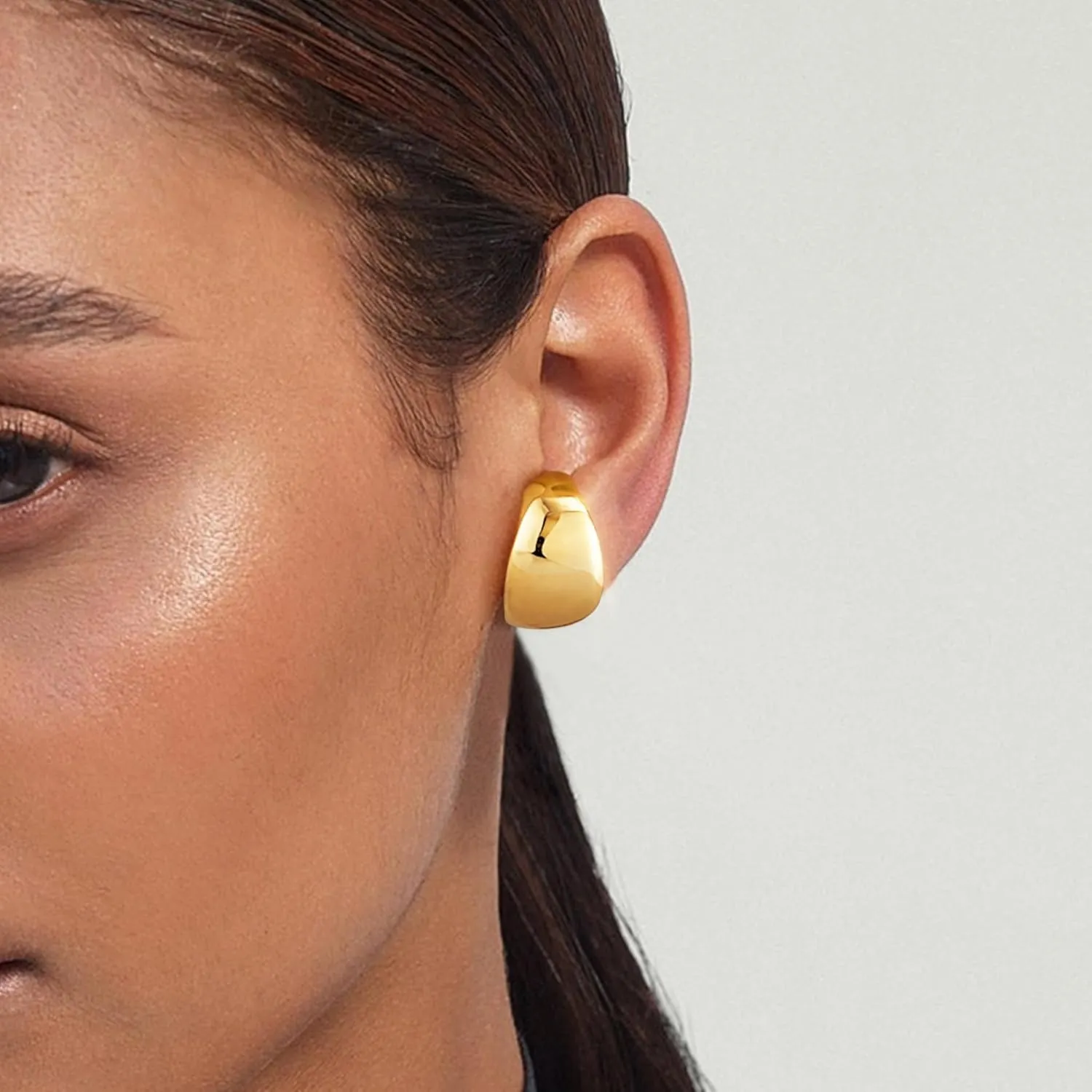 Chunky Earrings for Women Trendy Mixed Metal Earrings Gold And Silver Earring Thick Gold Hoop Earrings 14K Gold Plated Chunky Hoop Earring Two Tone Earring for Women Jewelry