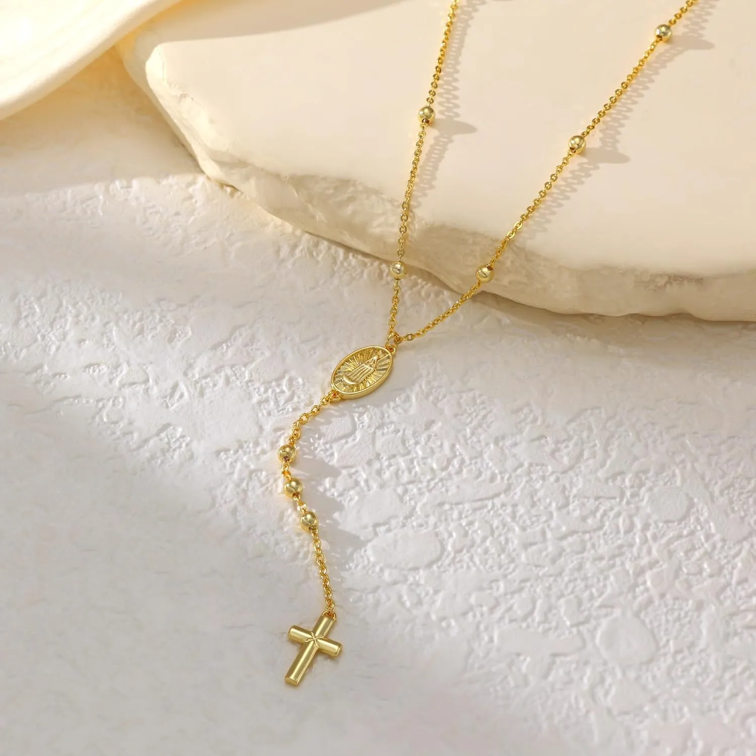 Cross Necklace for Women Cross Pendant Necklace Dainty Layered Chain Necklace Simple Cute Necklaces for Women Trendy Jewelry Gifts for Women