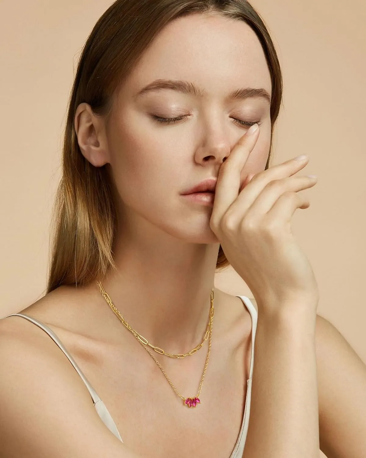 Dainty Gold Plated Necklace for Women, Simple Cute 18K Gold plated Leaf Flower Cubic Zirconia Necklaces for Women Trendy Jewelry Gifts