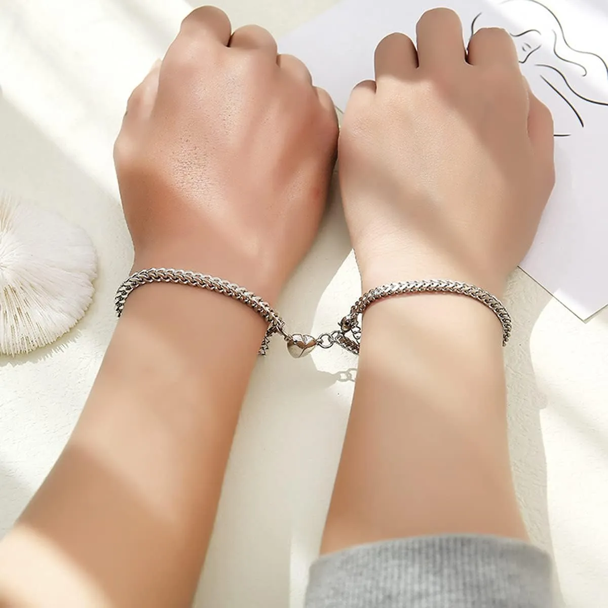 FUTIMELY 2 Pcs Couple Bracelets for Men Women Silver Gold Cuban Chain Bracelets Peach Hearts Each Other Bracelet Couple Matching Promise Mariner Thick Link for Boyfriend Girlfriend Gifts