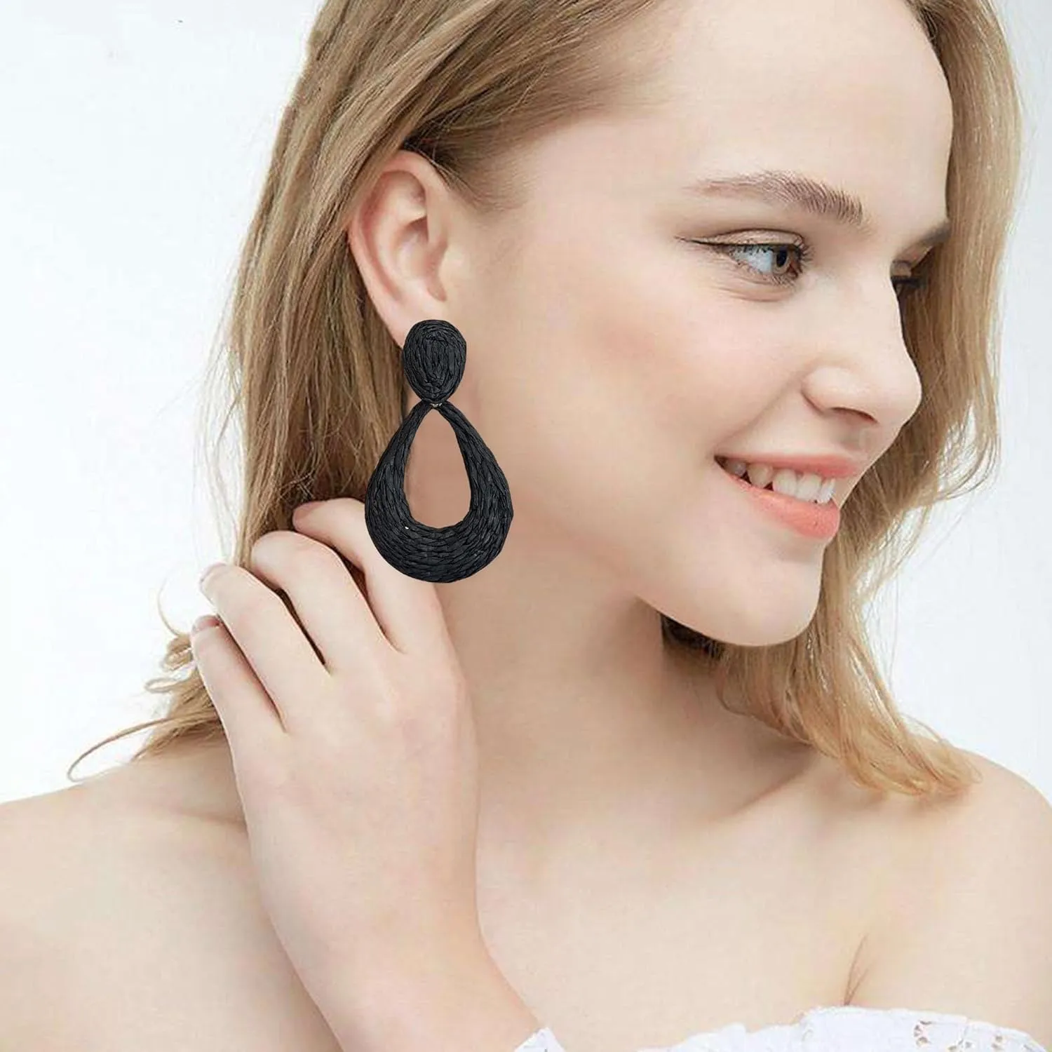 GBAHFY Boho Raffia Teardrop Stud Earrings Handmade Statement Bohemian Teardrop Dangle Earrings for Women