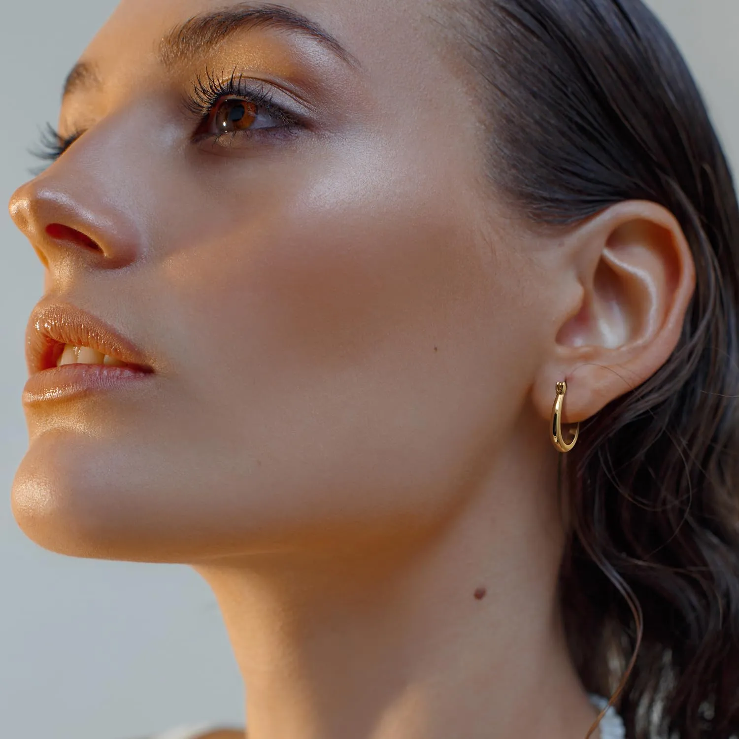 Gold Hoop Earrings 14K Gold Hoop Earrings for Women Earring U-shaped Small Hoops Earring for Women 16/25/30/35mm