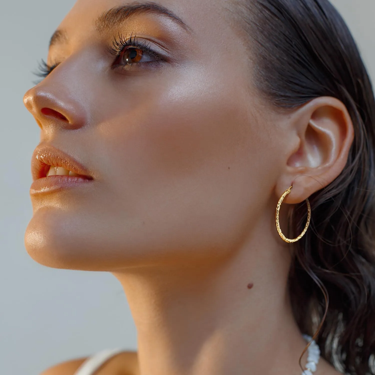 Gold Hoop Earrings 14K Gold Hoop Earrings for Women Large 14K Earring Hoops Interlaced Engraving Design Womens Earring Hoops 35/40mm