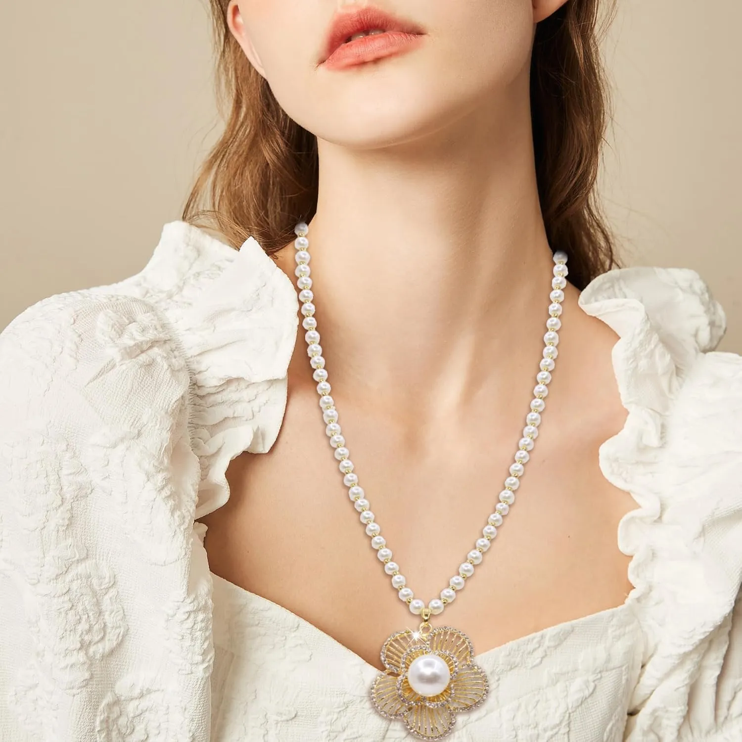 Long Crystal Flower Pendant Necklace for Women Large Rhinestone Floral Pendant Pearl Beaded Necklaces Gold Plated Sweater Statement Necklace Fashion Jewelry for Women