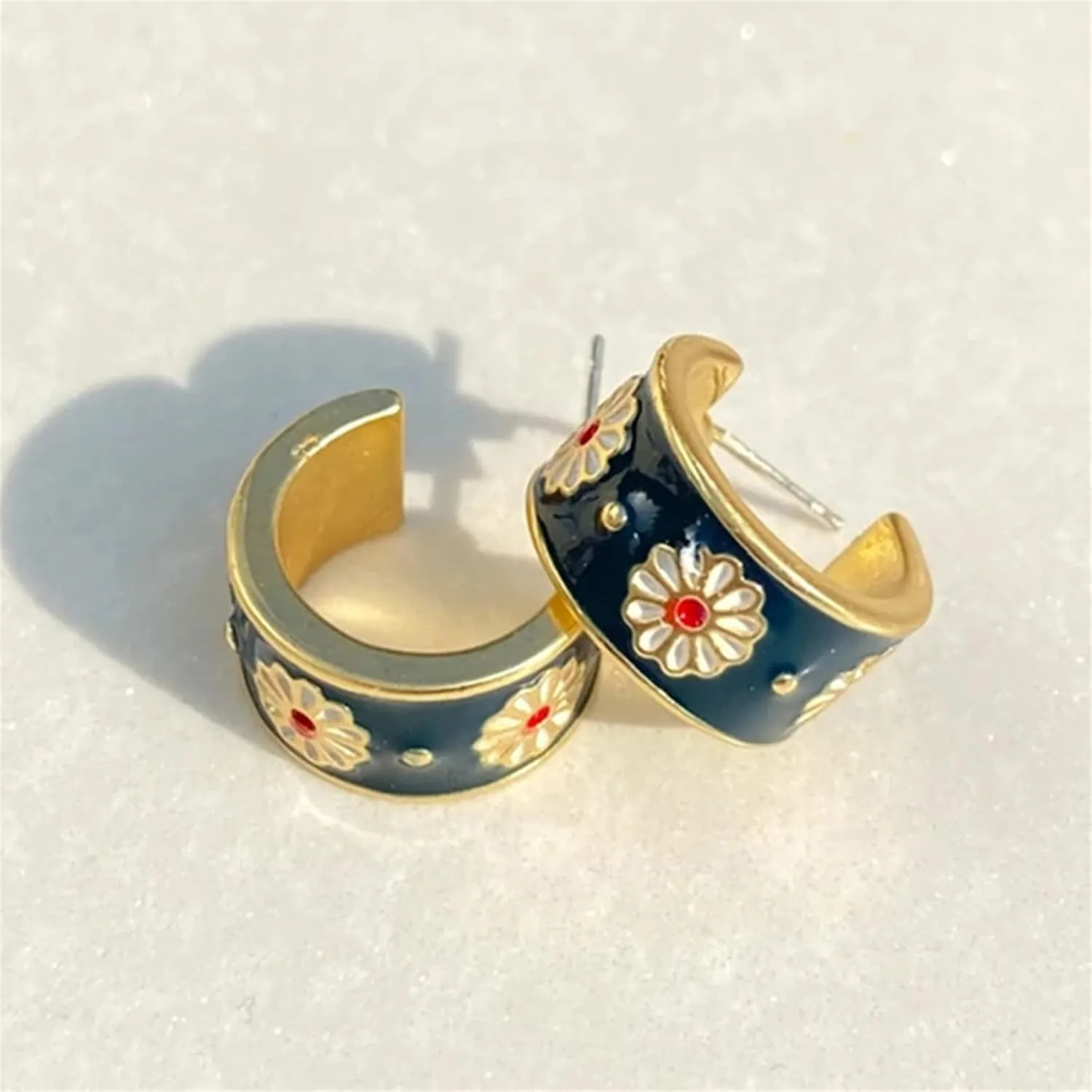 MALOYANVE 925 Sterling Silver Sunflower Studs Earrings for Women Dainty Cute 14k Gold Plated Vintage Boho Daisy Flower Piercing Stud Earrings Jewelry