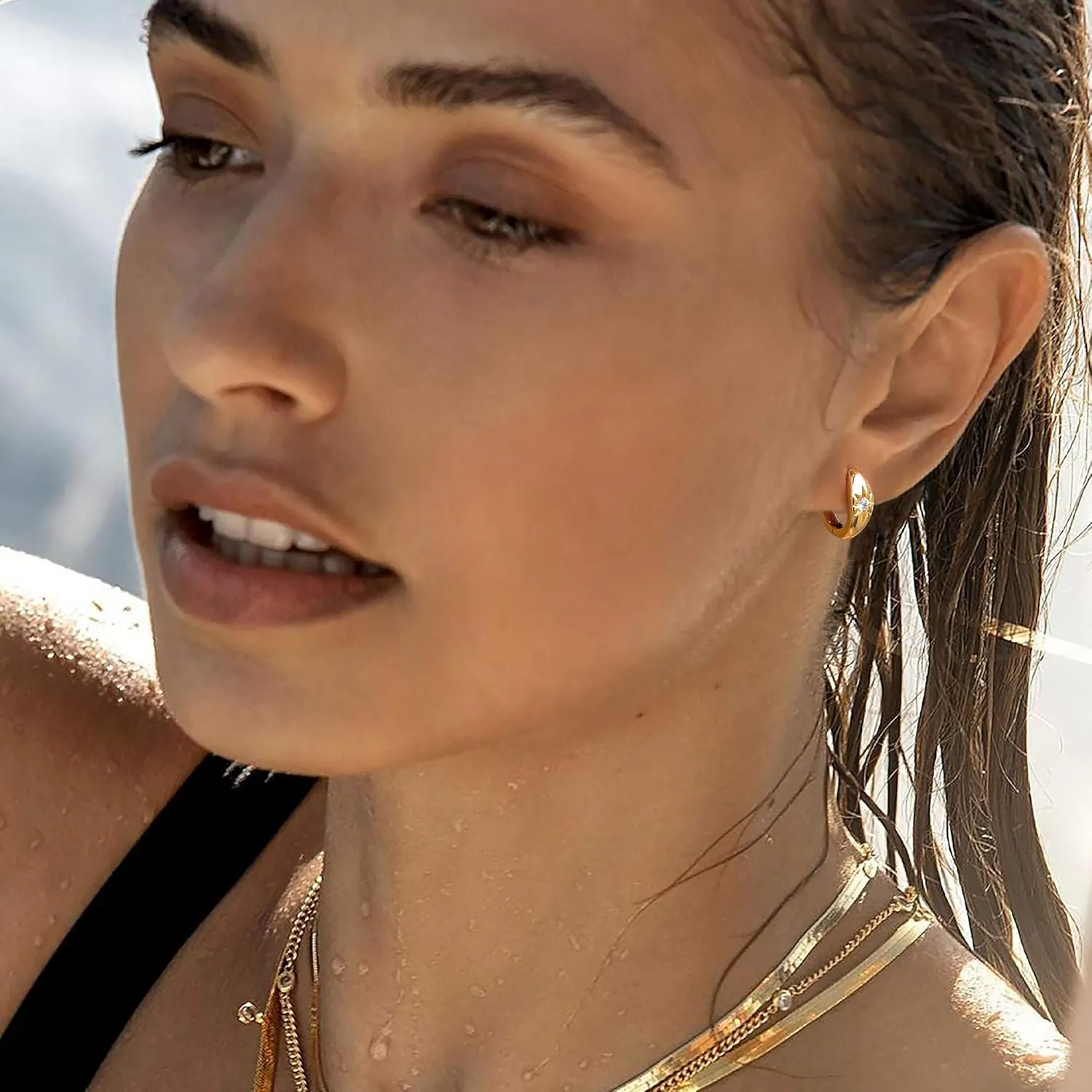 MEVECCO Gold Chunky Huggie Hoop Earring 18K Gold Plated Dainty Handmade Hypoallergenic Sleeper Hoop Earrings for Women