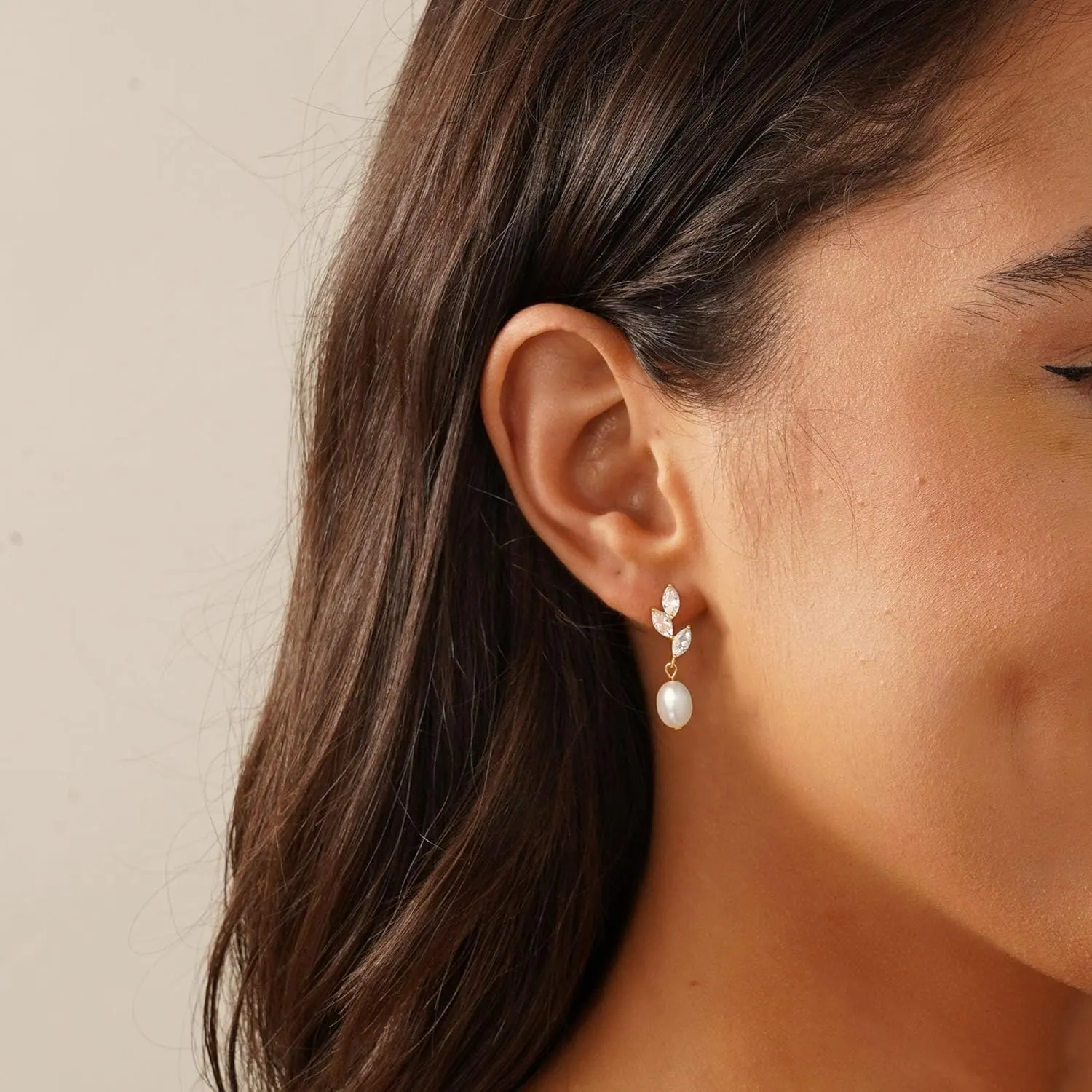 Pearl Earrings for Women, Trendy 14k Gold Plated Drop Hoop Pearl Earrings Dainty Freshwater Leaf Bow Pearl Dangle Earring Elegant Hypoallergenic Bridesmaid Gold Pearl Earrings Wedding Jewelry for Women