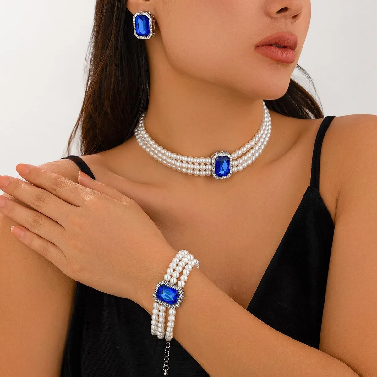 Pearls Layered Choker Necklaces Multilayer Faux Pearl Bracelet Crystal Earrings Jewelry Set 1920s Choker Necklace Bridal Wedding Party Jewelry