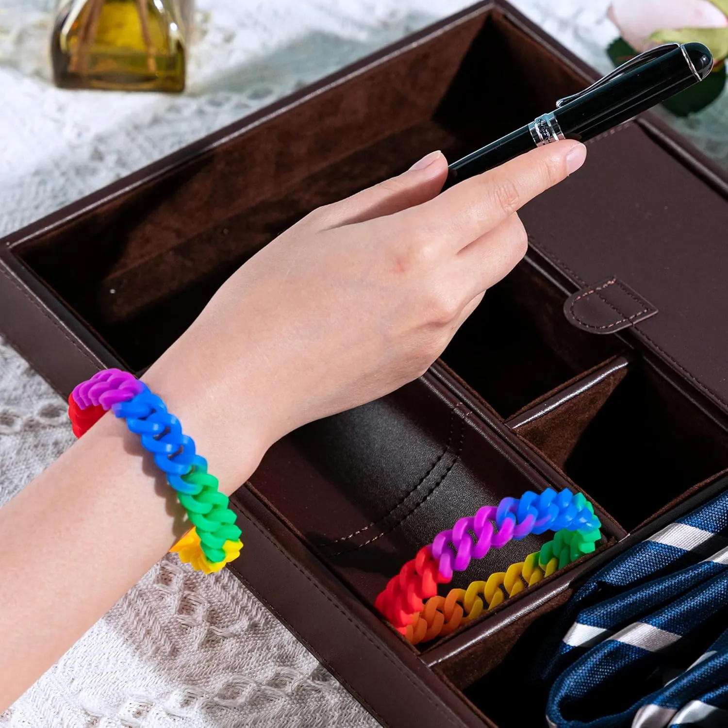 Rainbow/Bisexual Chain Link Silicone Pride Pack Bracelets - LGBTQ  Accessories for Women & Men - Perfect for Pride Month, Parade and Fundraisings