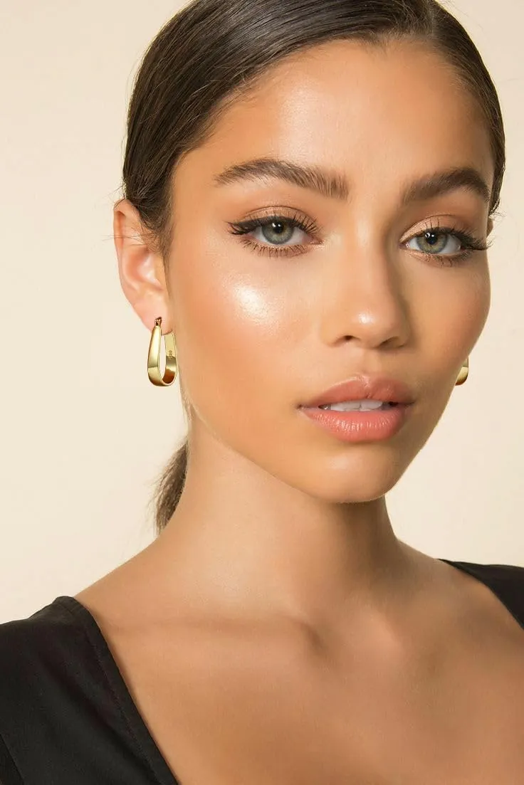 Sterling Silver Hoop Earrings for Women Large Oval Hoop Earrings Lightweight Big Gold Hoops Earrings Hypoallergenic 14K Gold Plated Hoops Earrings Non Tarnish Jewelry Gifts 20/30/40mm