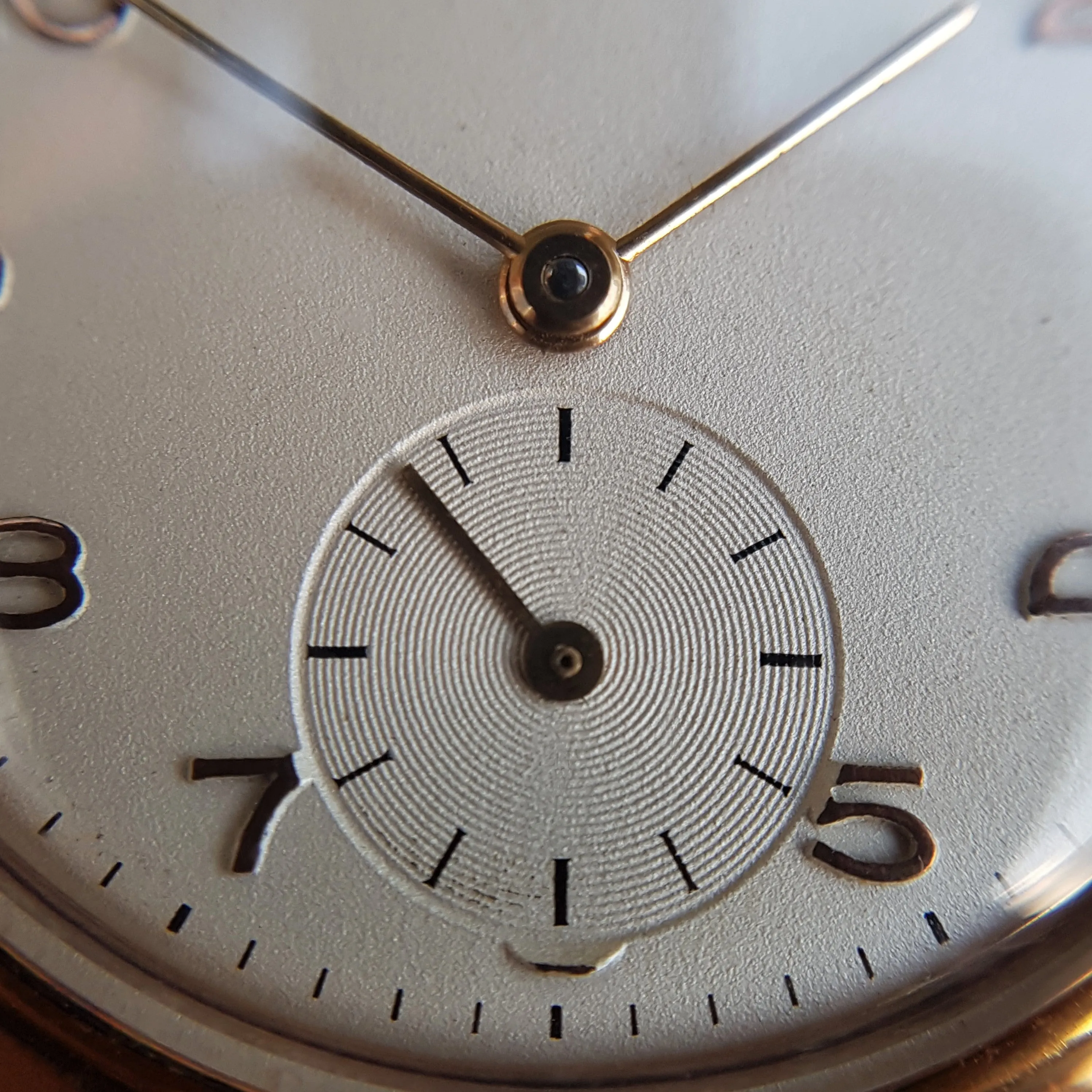 Vintage Zenith 1954 Gold Plated Mechanical Watch